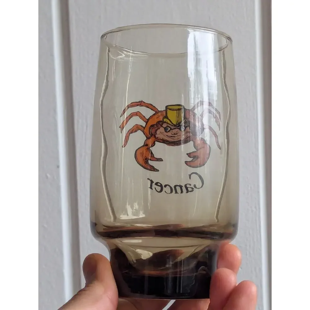 Vintage Cancer Zodiac‎ Drinking Glass – Astrology Barware – Smoky Glass Crab Cup